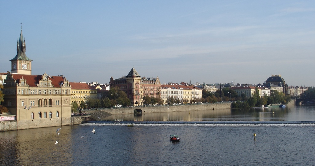 Прага